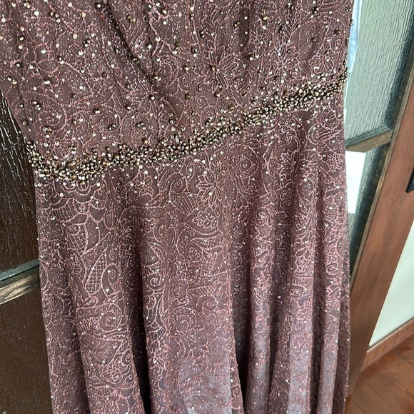 MAC DUGGAL
Brown Embellished Cap Sleeve A Line Dress size 10. NWT - Picture 9 of 13